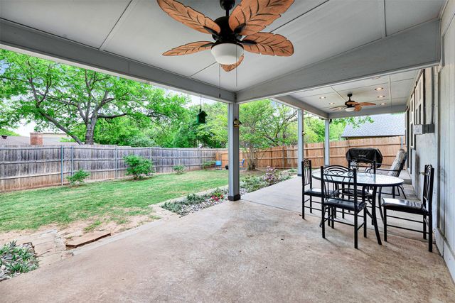 1105 Simpson Terrace, Bedford, TX 76021