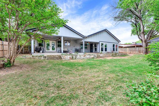 1105 Simpson Terrace, Bedford, TX 76021