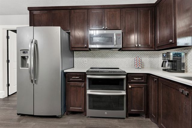 1105 Simpson Terrace, Bedford, TX 76021