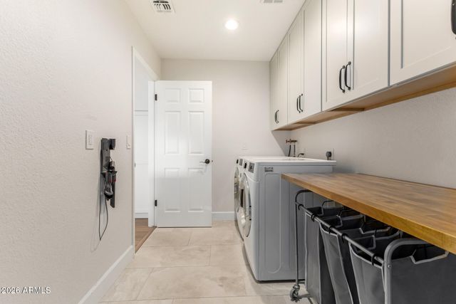 9125 N 82ND Street, Scottsdale, AZ 85258