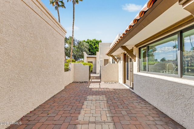 9125 N 82ND Street, Scottsdale, AZ 85258