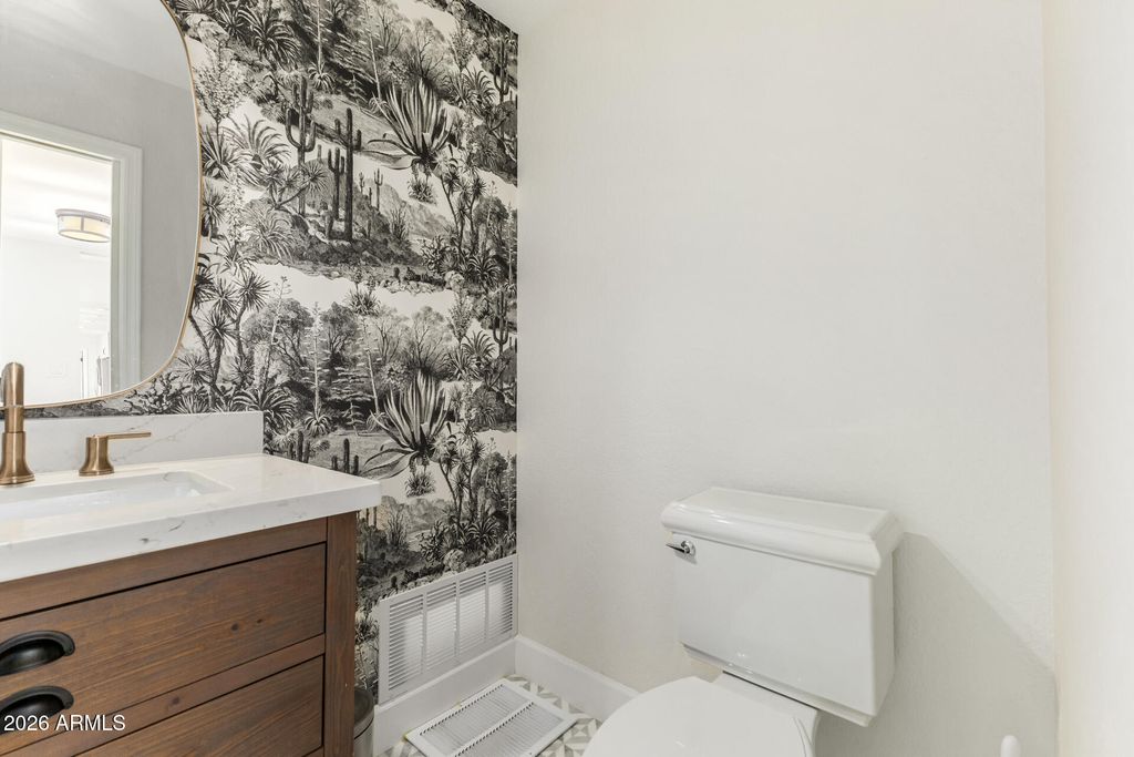 Image 15 of property listing at 9125 N 82ND Street, Scottsdale, AZ 85258