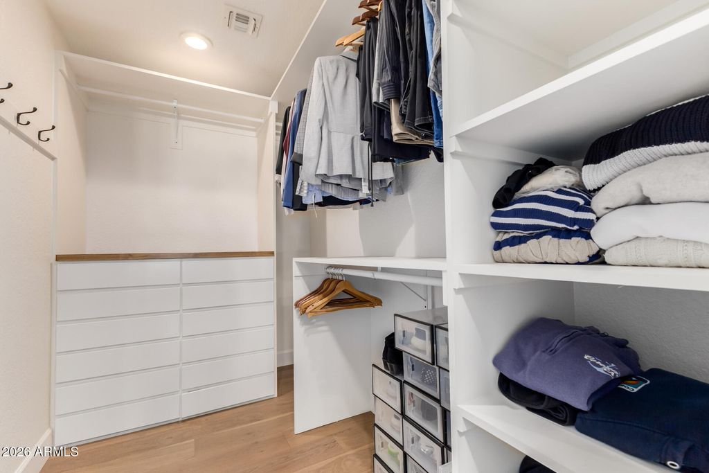 Image 22 of property listing at 9125 N 82ND Street, Scottsdale, AZ 85258