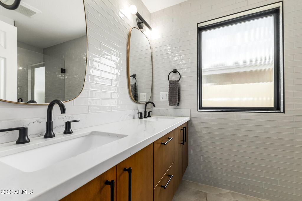 Image 27 of property listing at 9125 N 82ND Street, Scottsdale, AZ 85258