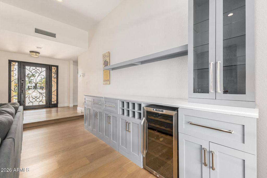 Image 7 of property listing at 9125 N 82ND Street, Scottsdale, AZ 85258