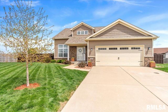 801 Kellan Drive, Chatham, IL 62629