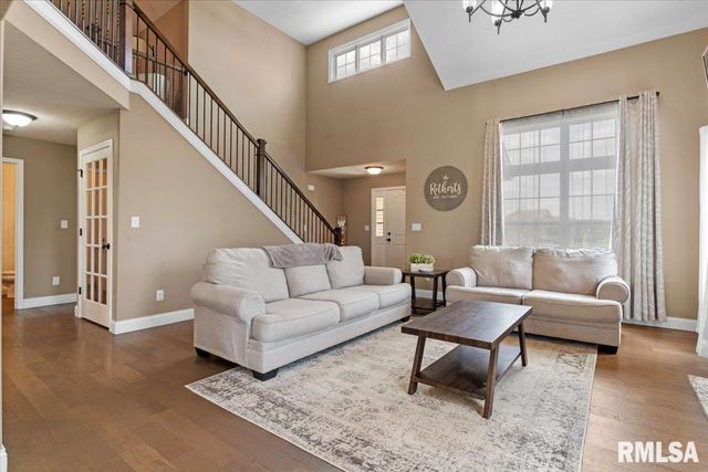 801 Kellan Drive, Chatham, IL 62629