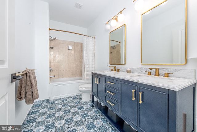 901 N PENN #F1304, Philadelphia, PA 19123