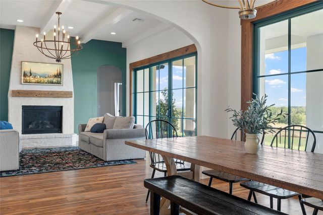 2176 N Speegleville Road, Woodway, TX 76712