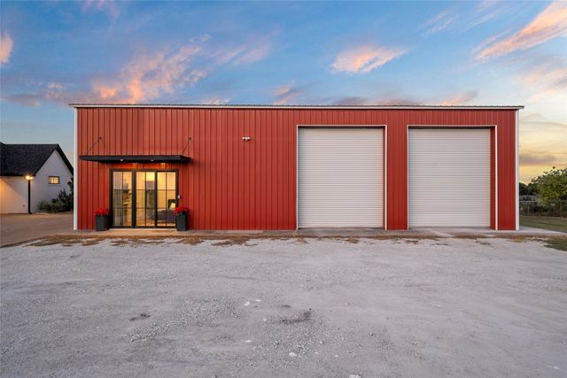 2176 N Speegleville Road, Woodway, TX 76712