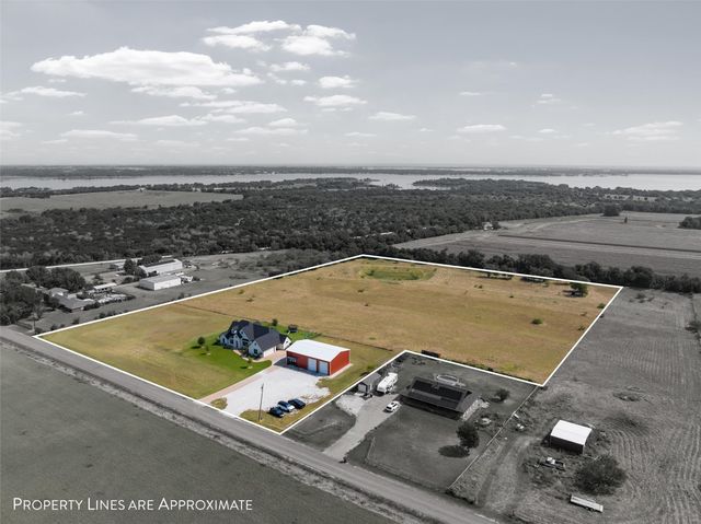 2176 N Speegleville Road, Woodway, TX 76712