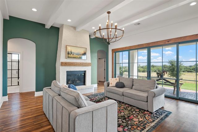 2176 N Speegleville Road, Woodway, TX 76712