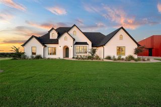 2176 N Speegleville Road, Woodway, TX 76712