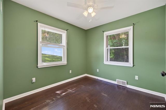 318 Greenwich Street, Greenwich, NJ 08886