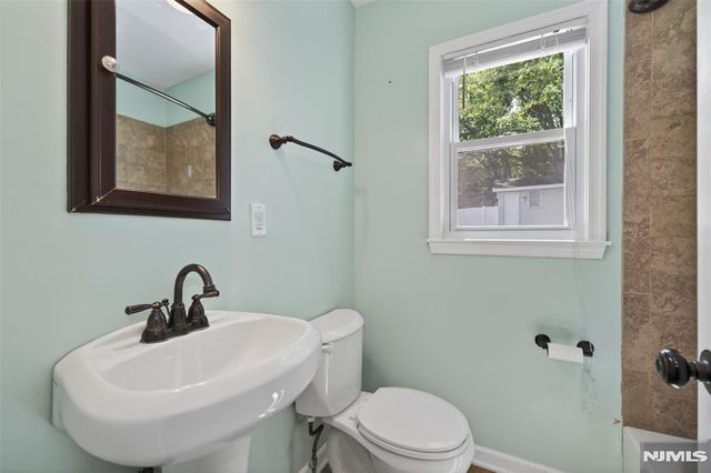 318 Greenwich Street, Greenwich, NJ 08886