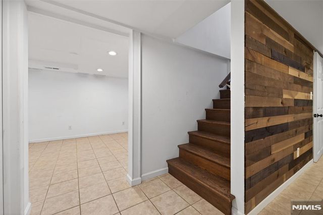 318 Greenwich Street, Greenwich, NJ 08886