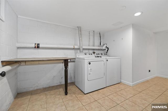 318 Greenwich Street, Greenwich, NJ 08886