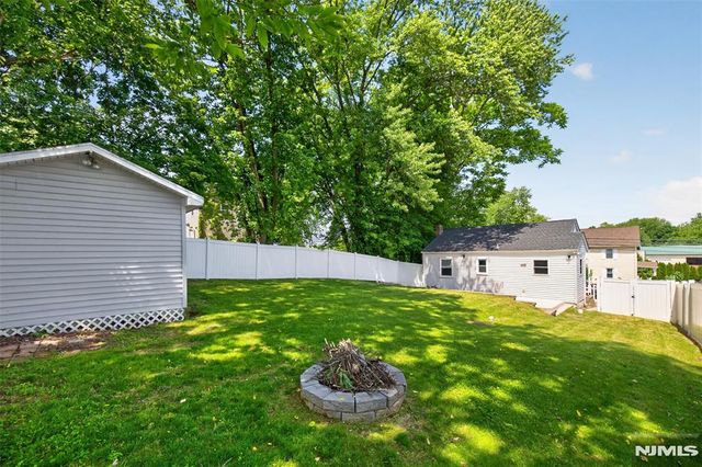 318 Greenwich Street, Greenwich, NJ 08886