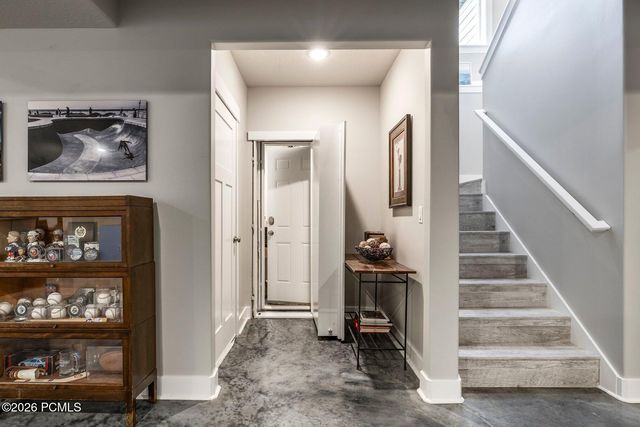 894 Nebo Avenue, North Ogden, UT 84414