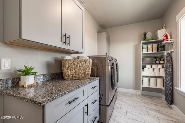 894 Nebo Avenue, North Ogden, UT 84414
