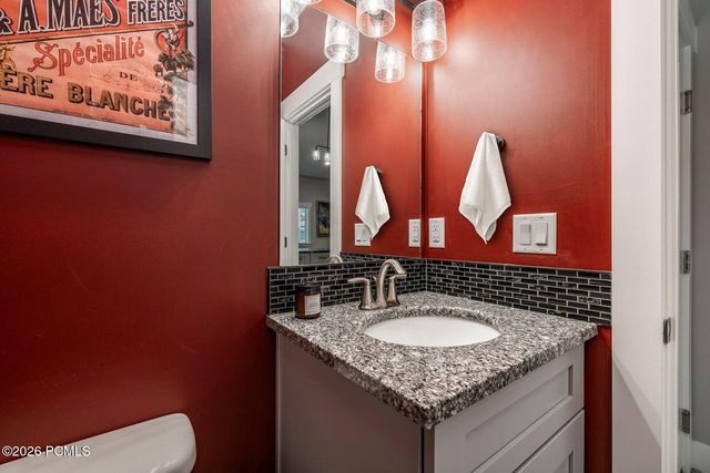 894 Nebo Avenue, North Ogden, UT 84414