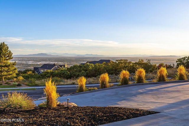 894 Nebo Avenue, North Ogden, UT 84414