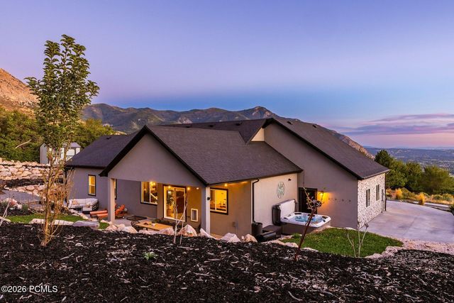 894 Nebo Avenue, North Ogden, UT 84414