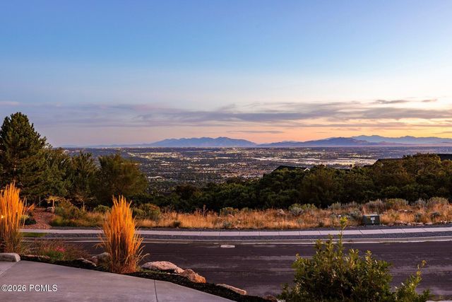 894 Nebo Avenue, North Ogden, UT 84414