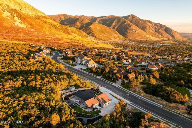 894 Nebo Avenue, North Ogden, UT 84414