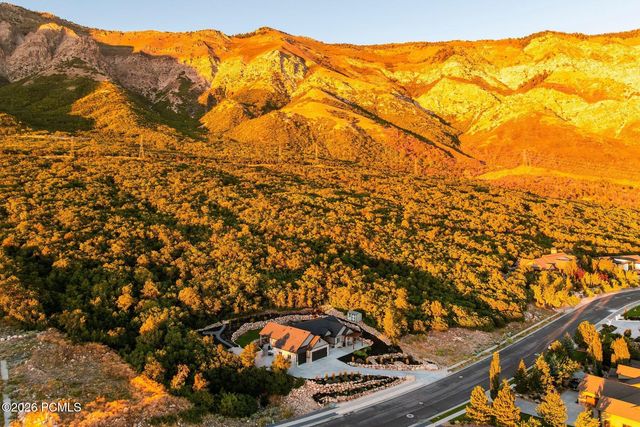 894 Nebo Avenue, North Ogden, UT 84414
