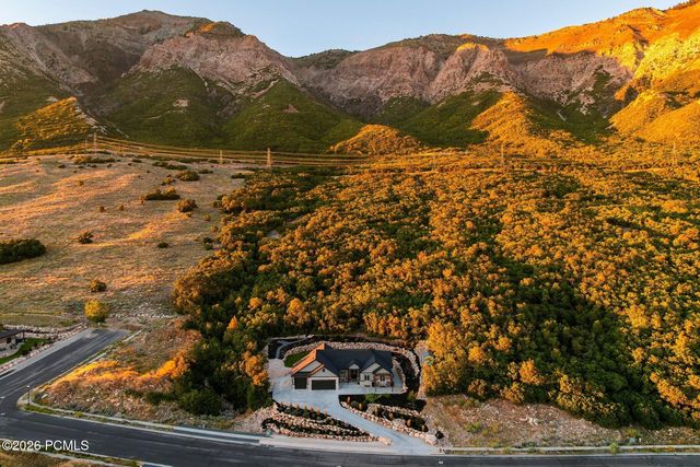 894 Nebo Avenue, North Ogden, UT 84414
