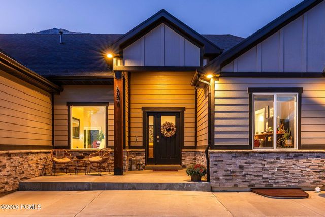 894 Nebo Avenue, North Ogden, UT 84414