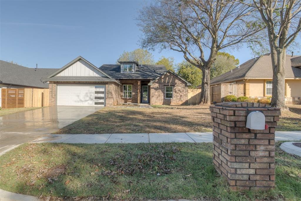 10121 Saint Patrick Drive, Midwest City, OK 73130