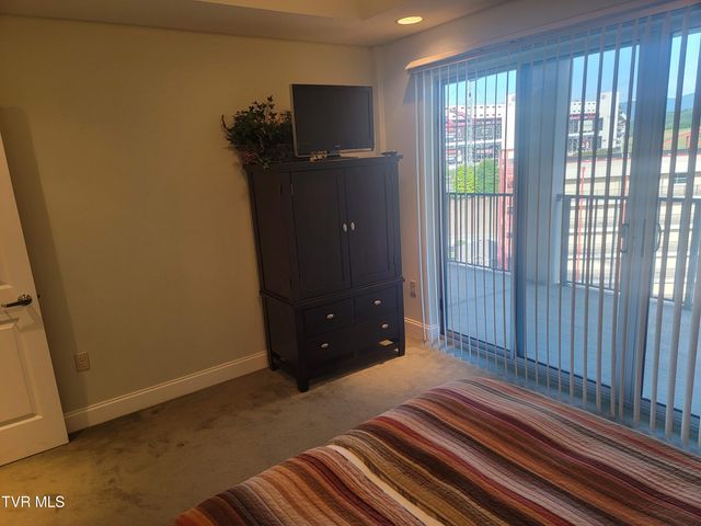 210 Raceday Center Drive 1505, Bristol, TN 37620