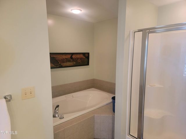 210 Raceday Center Drive 1505, Bristol, TN 37620