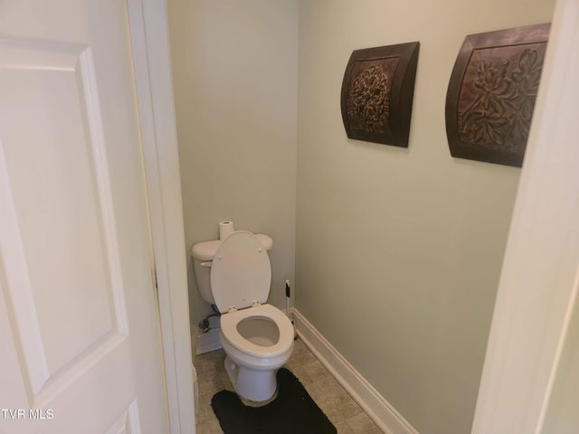 210 Raceday Center Drive 1505, Bristol, TN 37620