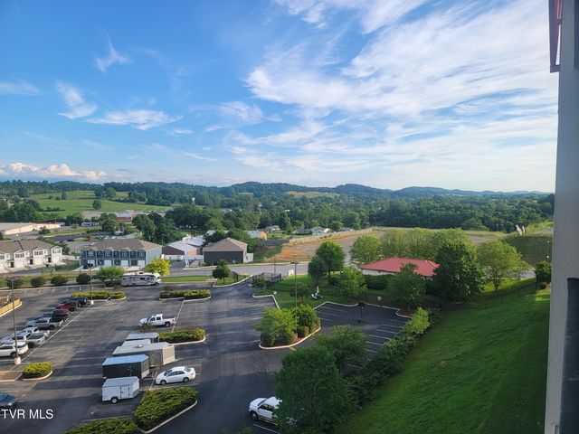 210 Raceday Center Drive 1505, Bristol, TN 37620