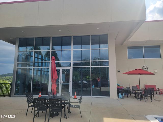 210 Raceday Center Drive 1505, Bristol, TN 37620