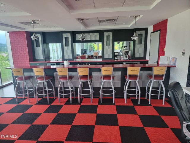 210 Raceday Center Drive 1505, Bristol, TN 37620