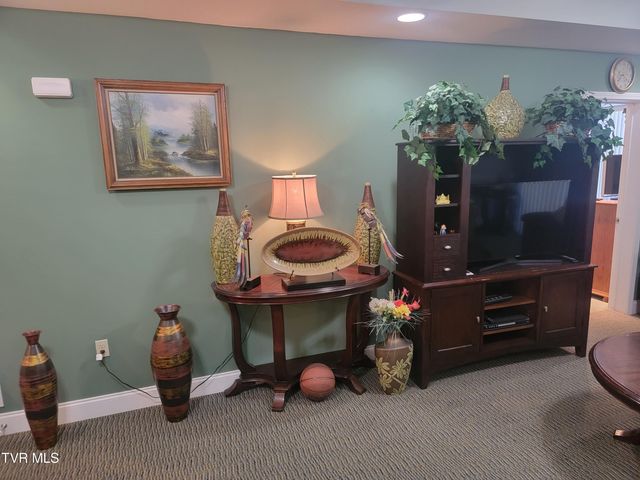 210 Raceday Center Drive 1505, Bristol, TN 37620