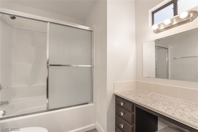 3949 South Torrey Pines Drive, Las Vegas, NV 89103