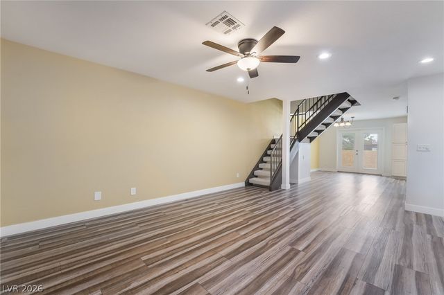 3949 South Torrey Pines Drive, Las Vegas, NV 89103