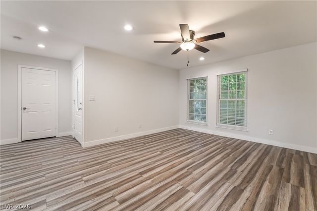 3949 South Torrey Pines Drive, Las Vegas, NV 89103