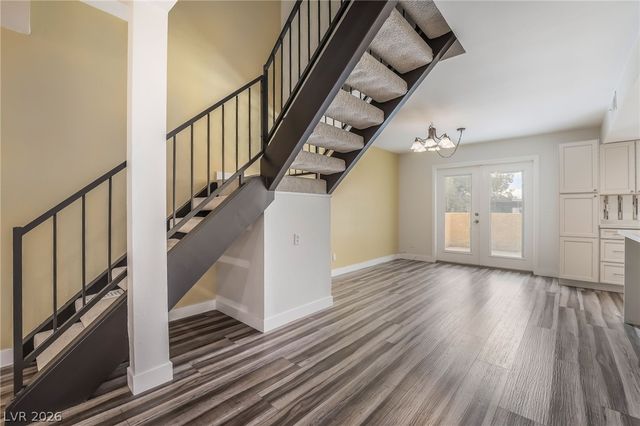3949 South Torrey Pines Drive, Las Vegas, NV 89103