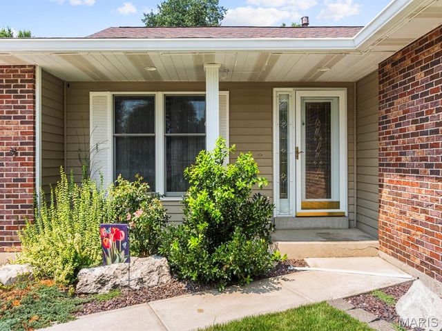 2316 Maple Tree Street, St Peters, MO 63376