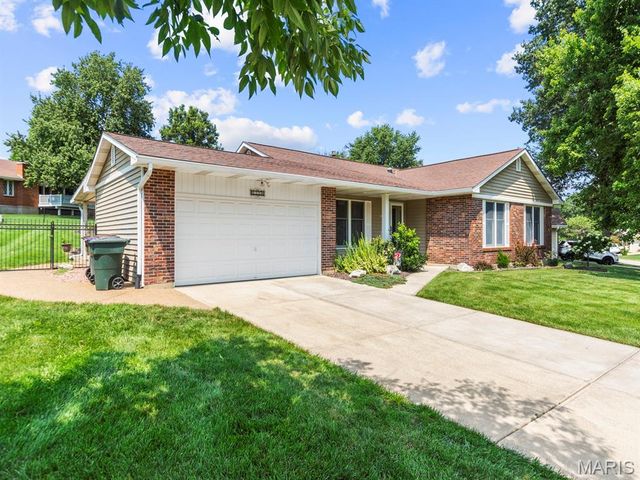 2316 Maple Tree Street, St Peters, MO 63376