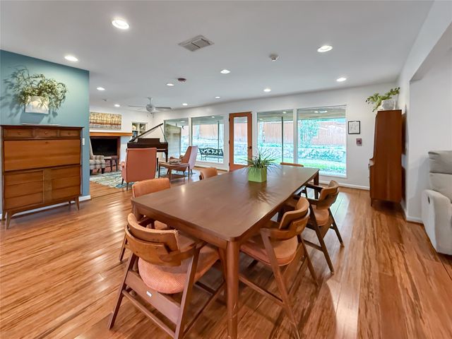 921 9th Street, Grand Prairie, TX 75050