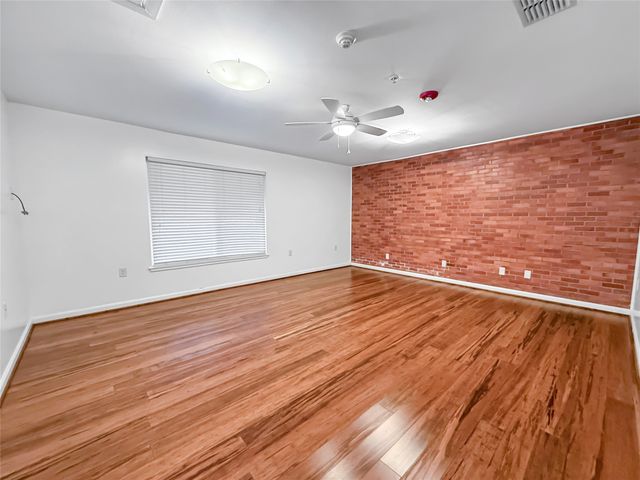 921 9th Street, Grand Prairie, TX 75050