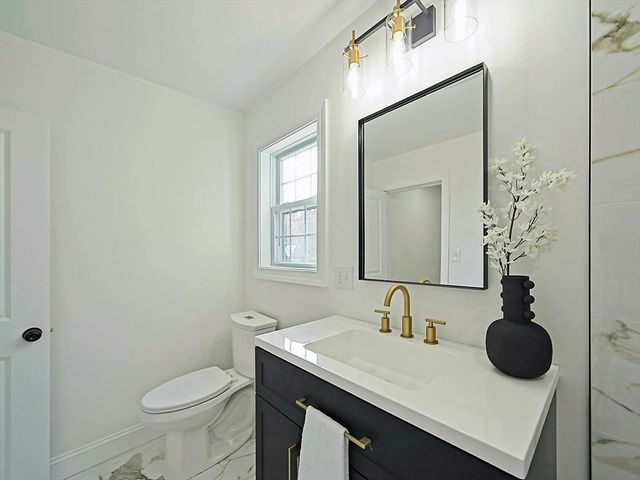 59 Turnpike Street, Canton, MA 02021