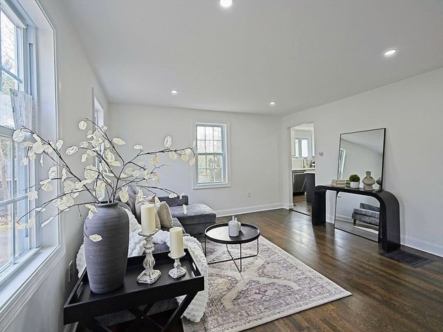 59 Turnpike Street, Canton, MA 02021